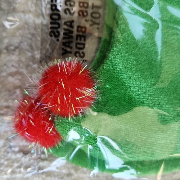 Amscan Green and Red Christmas Elf Shoes, Child S/M - Picture 4 of 5